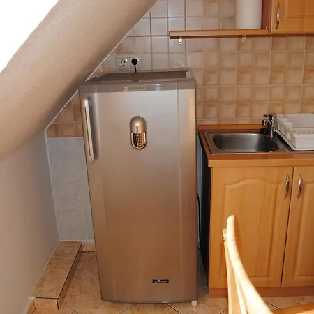 Pedetti Apartman Apartment *